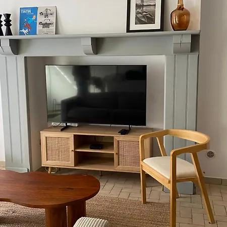 Charming House In * סרלה-לה קנדה